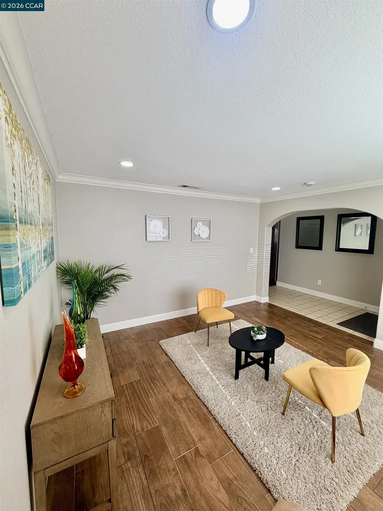 2163 Garnet Circle Vallejo CA 94591