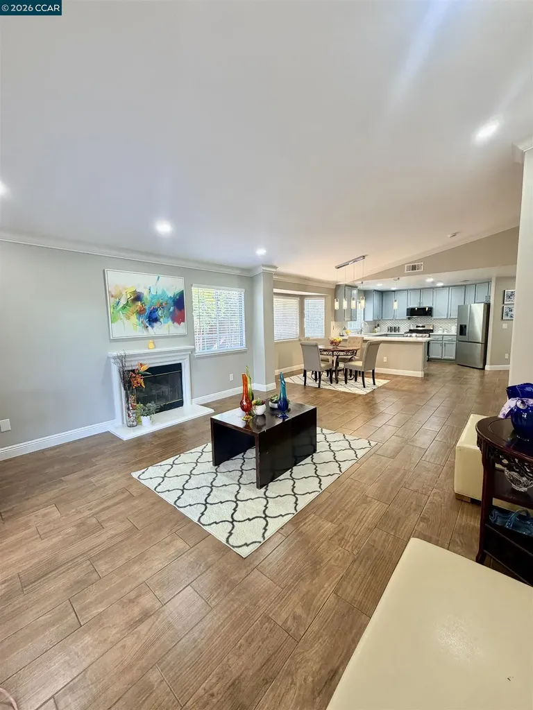2163 Garnet Circle Vallejo CA 94591