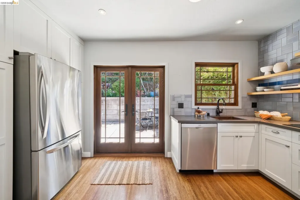 1016 Elbert Street Oakland CA 94602