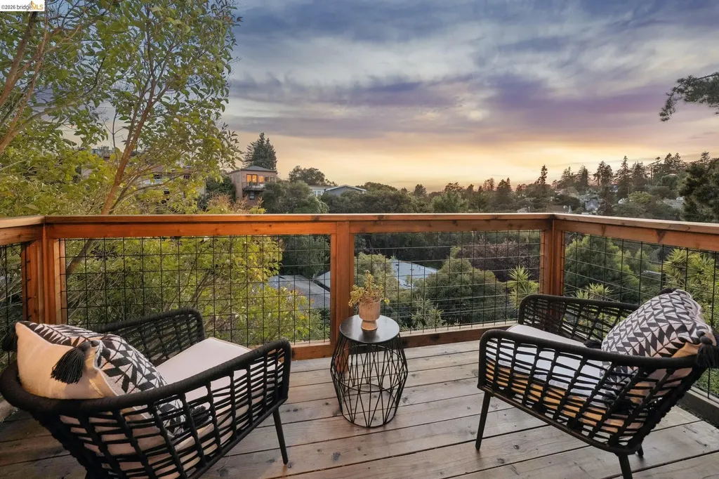 1016 Elbert Street Oakland CA 94602