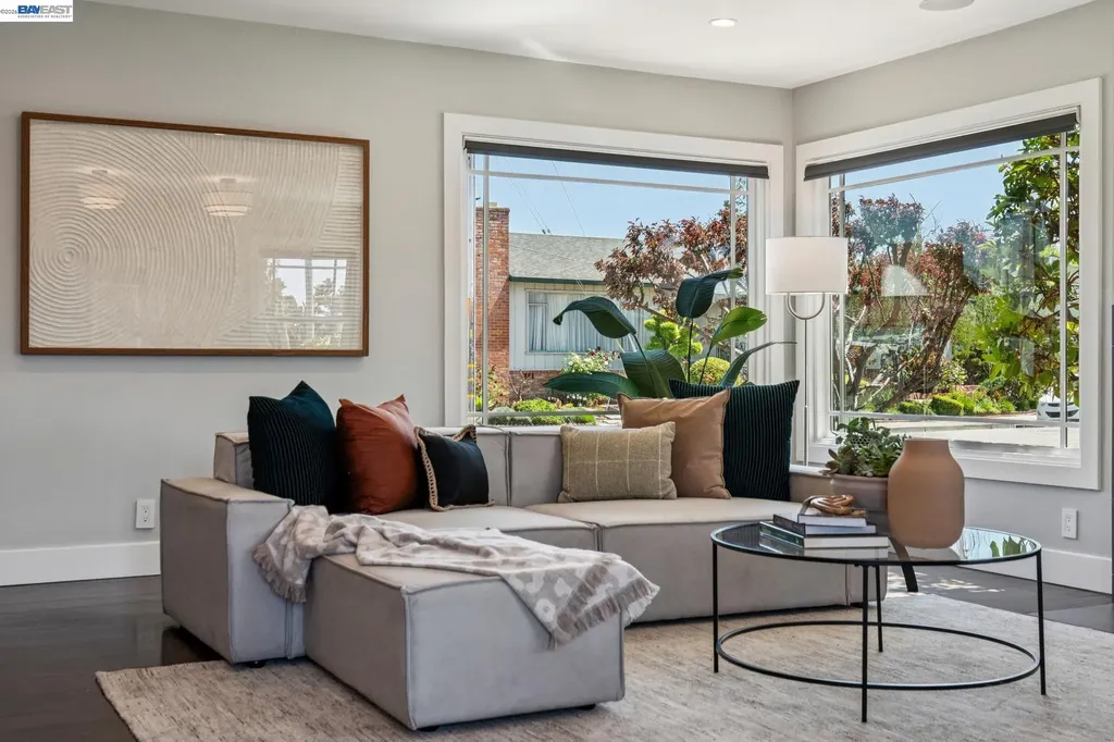 2917 Waterton Alameda CA 94501