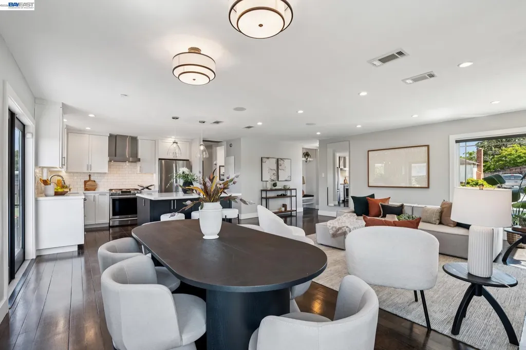2917 Waterton Alameda CA 94501