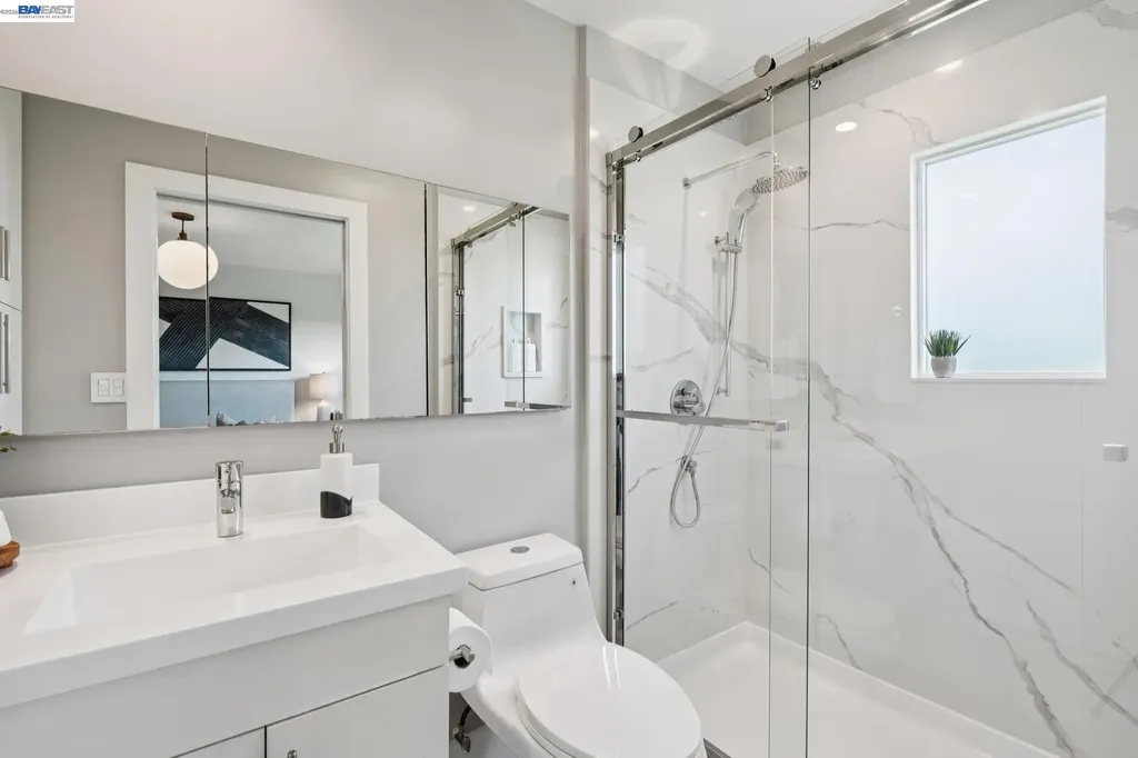 2917 Waterton Alameda CA 94501