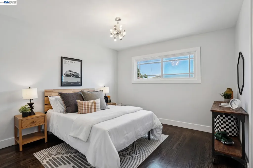 2917 Waterton Alameda CA 94501