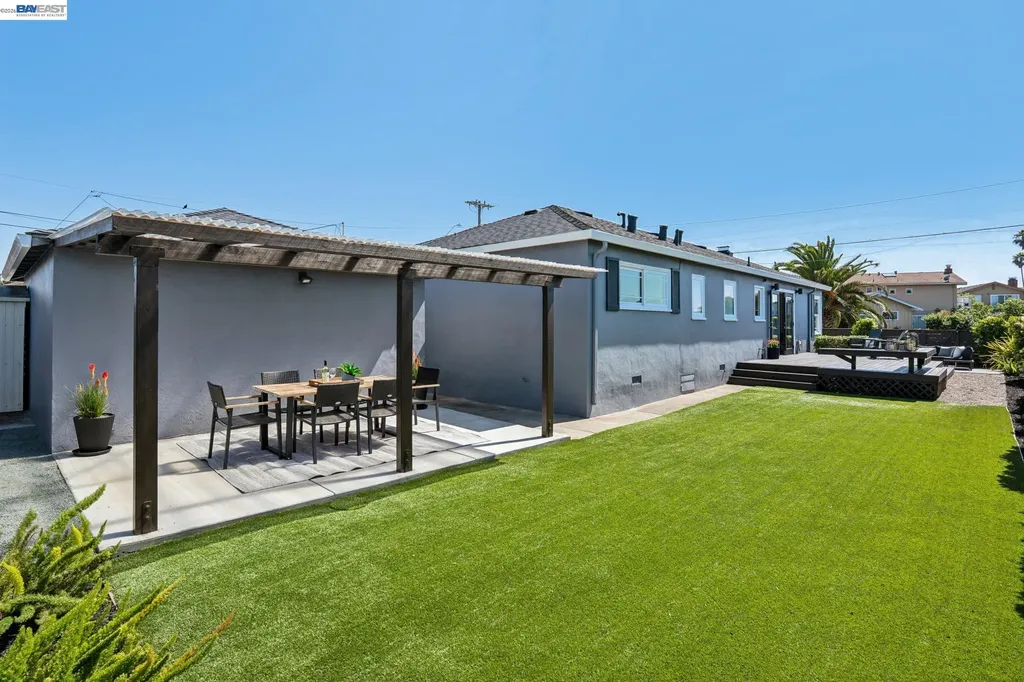 2917 Waterton Alameda CA 94501