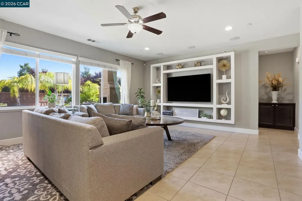 5036 Turnbridge Court Vacaville CA 95687