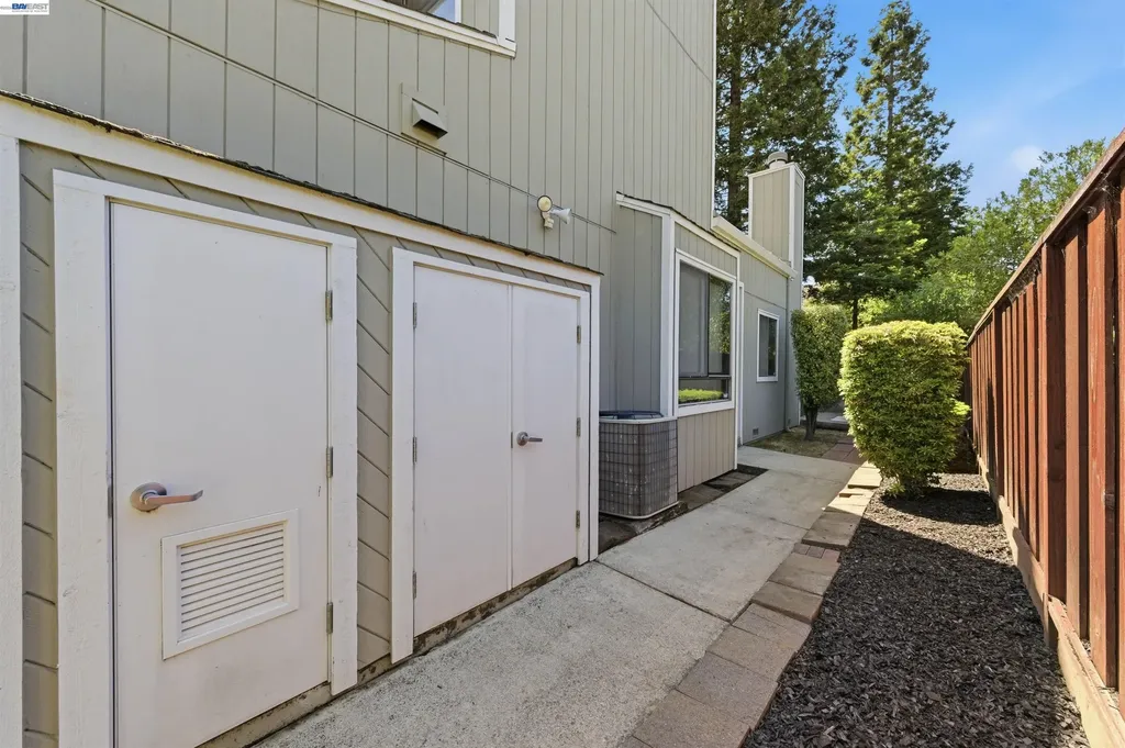 5311 San Simeon Place Castro Valley CA 94552