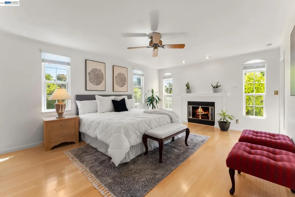 32317 Pegasus Court Union City CA 94587