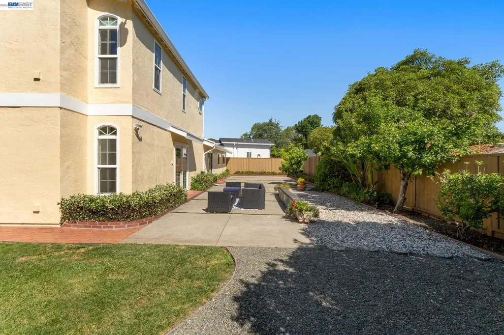 32317 Pegasus Court Union City CA 94587