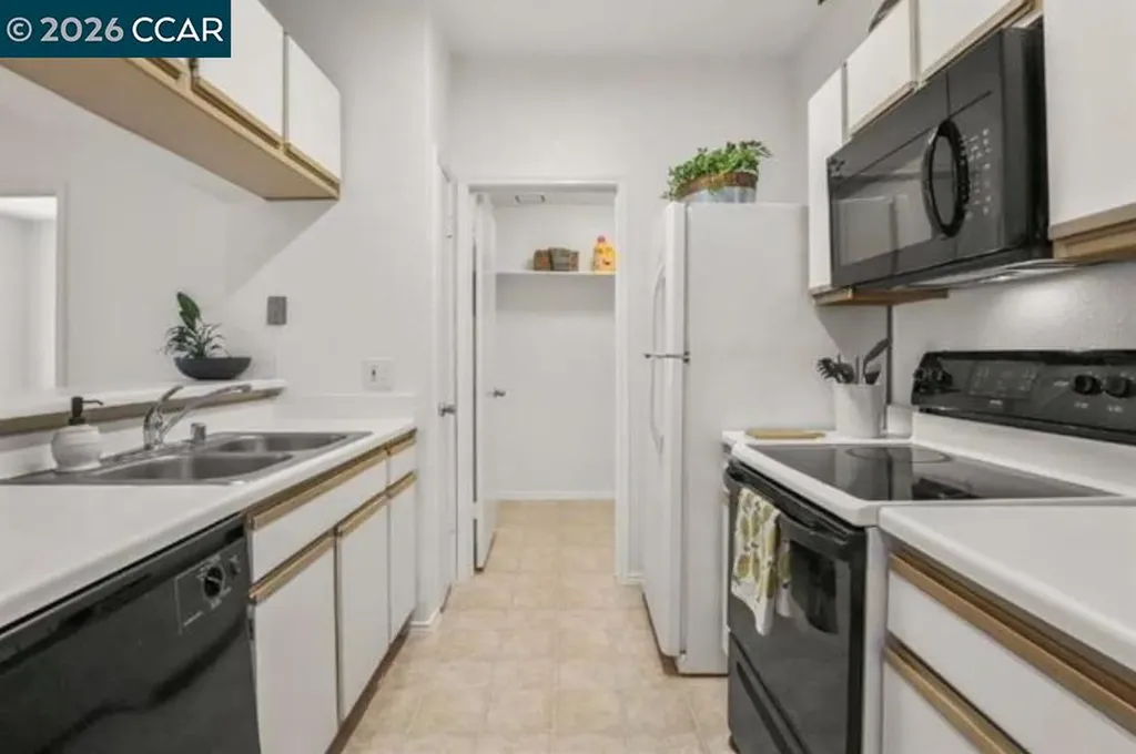1201 Glen Cove Parkway Vallejo CA 94591