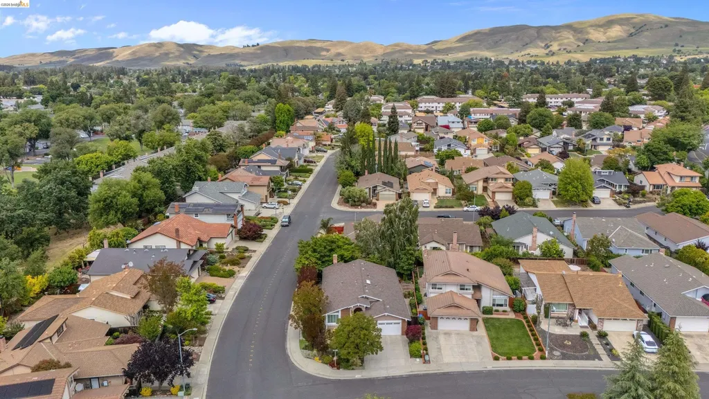 5001 Saint Garrett Court Concord CA 94521