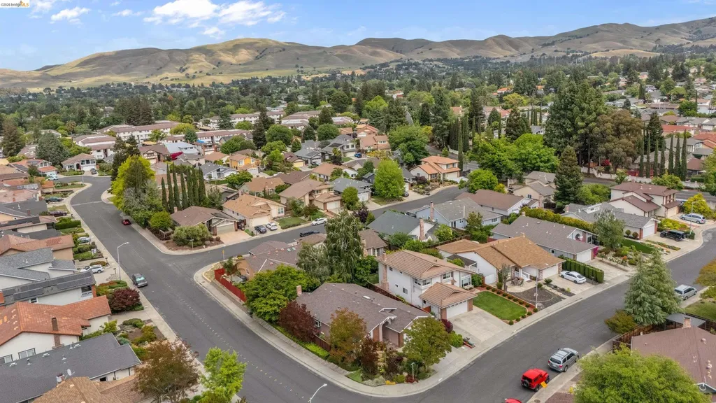 5001 Saint Garrett Court Concord CA 94521