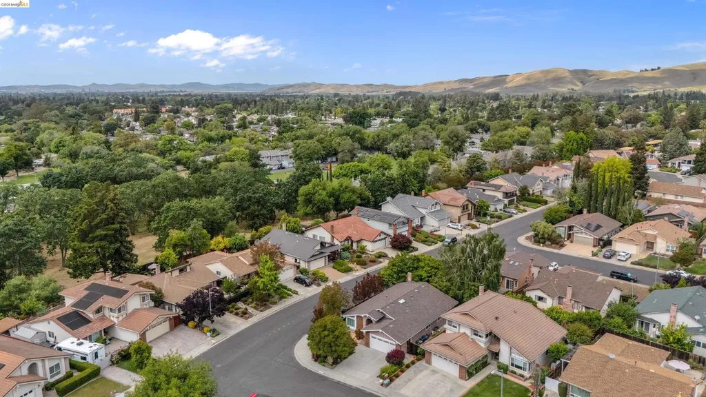 5001 Saint Garrett Court Concord CA 94521