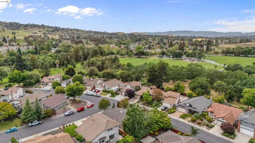 5001 Saint Garrett Court Concord CA 94521