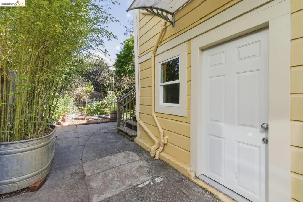 962 55th Street Oakland CA 94608