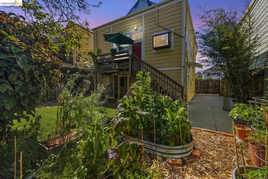 962 55th Street Oakland CA 94608
