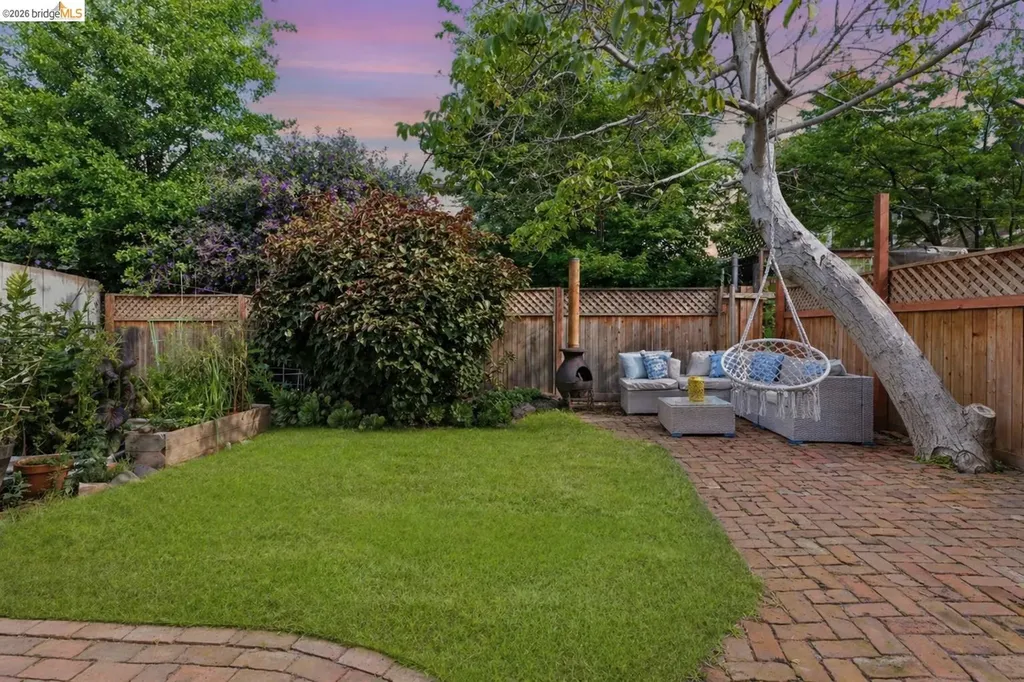 962 55th Street Oakland CA 94608