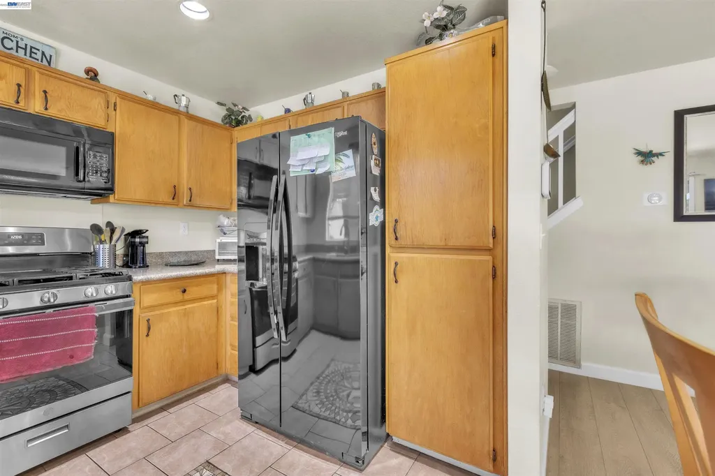 5059 Glenhollow Way Antioch CA 94531