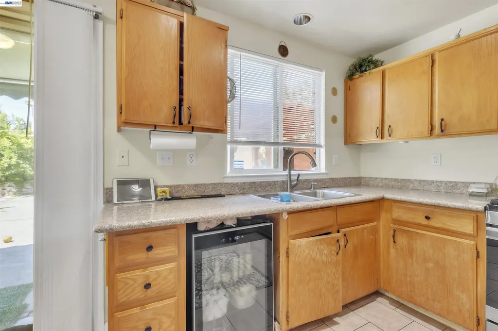 5059 Glenhollow Way Antioch CA 94531