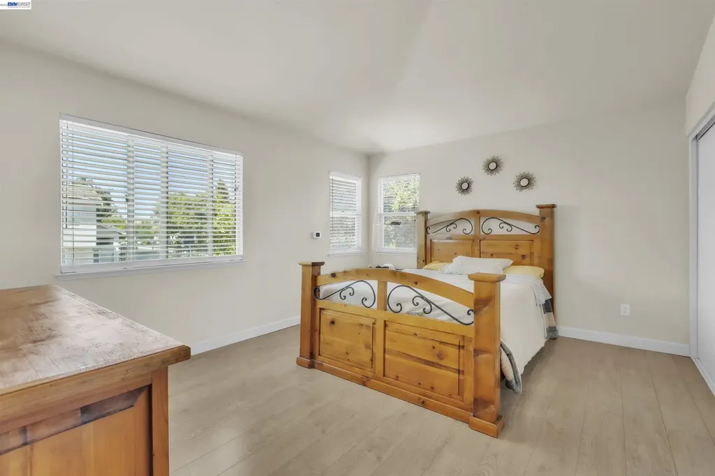 5059 Glenhollow Way Antioch CA 94531