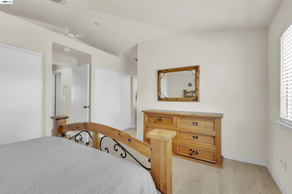 5059 Glenhollow Way Antioch CA 94531