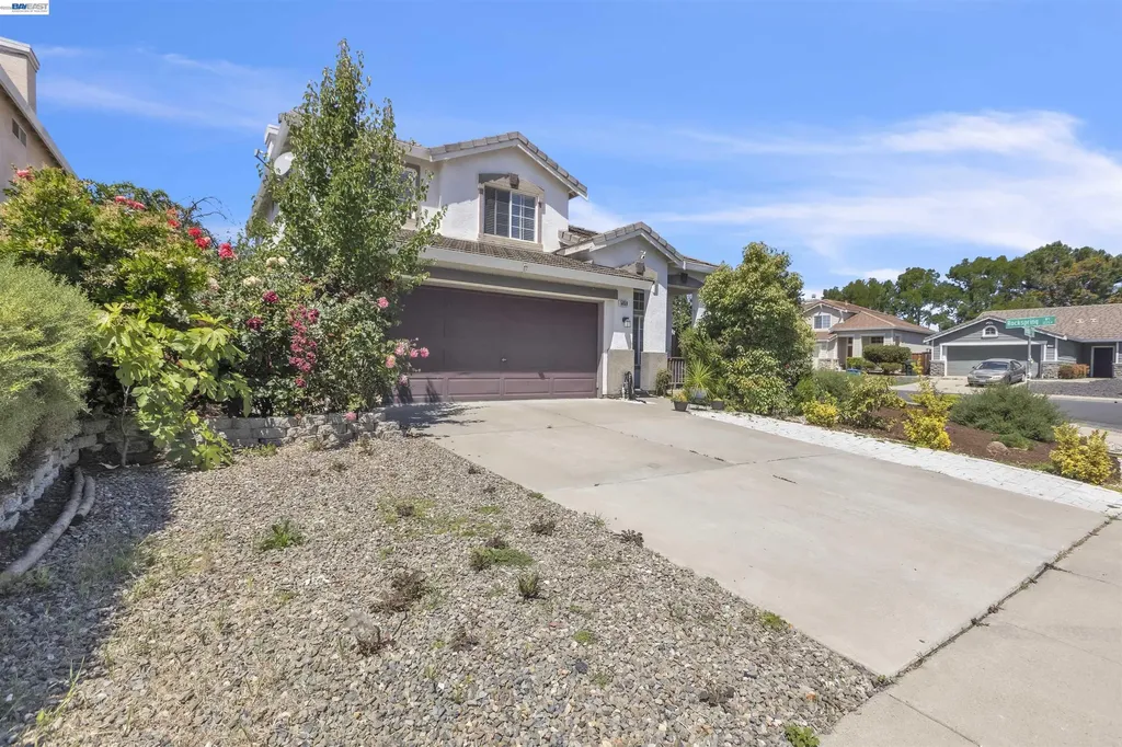 5059 Glenhollow Way Antioch CA 94531