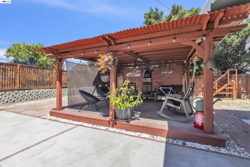 5059 Glenhollow Way Antioch CA 94531