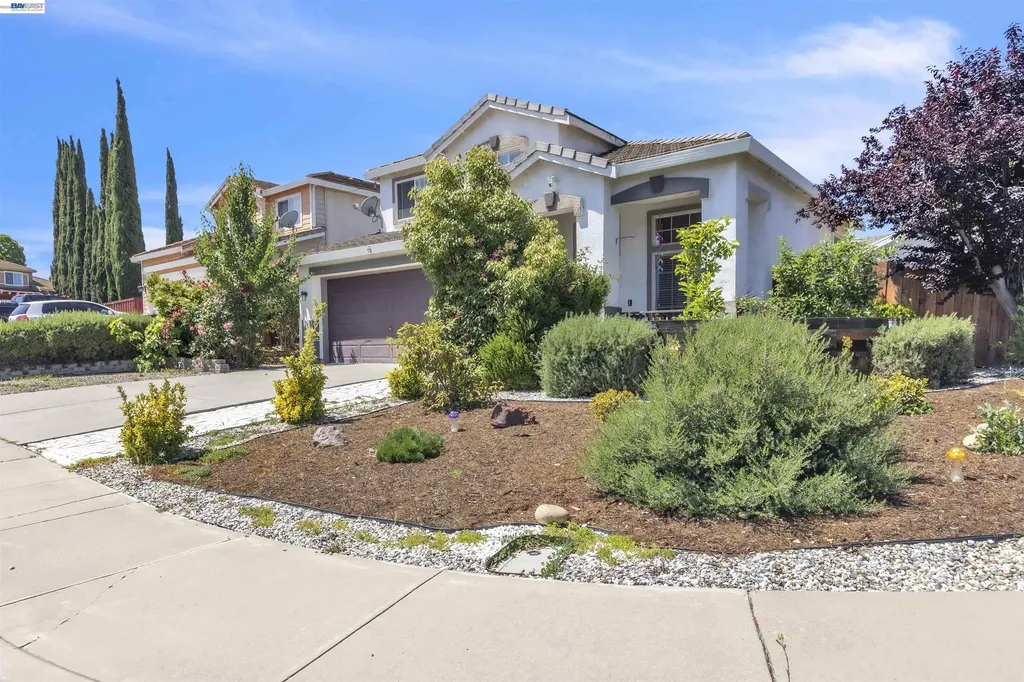 5059 Glenhollow Way Antioch CA 94531