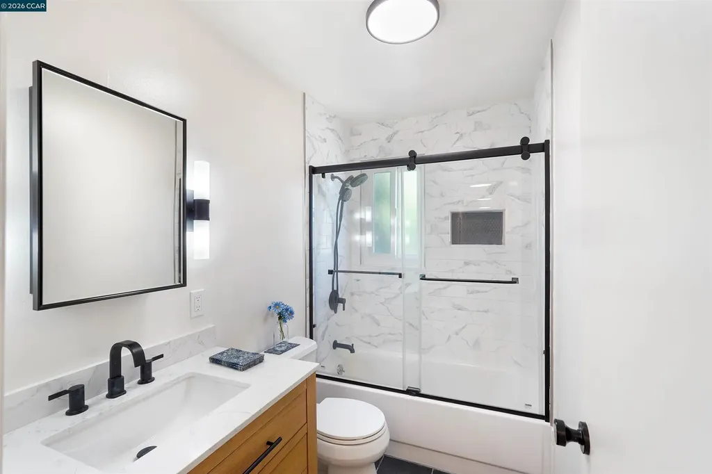 710 22nd Oakland CA 94606