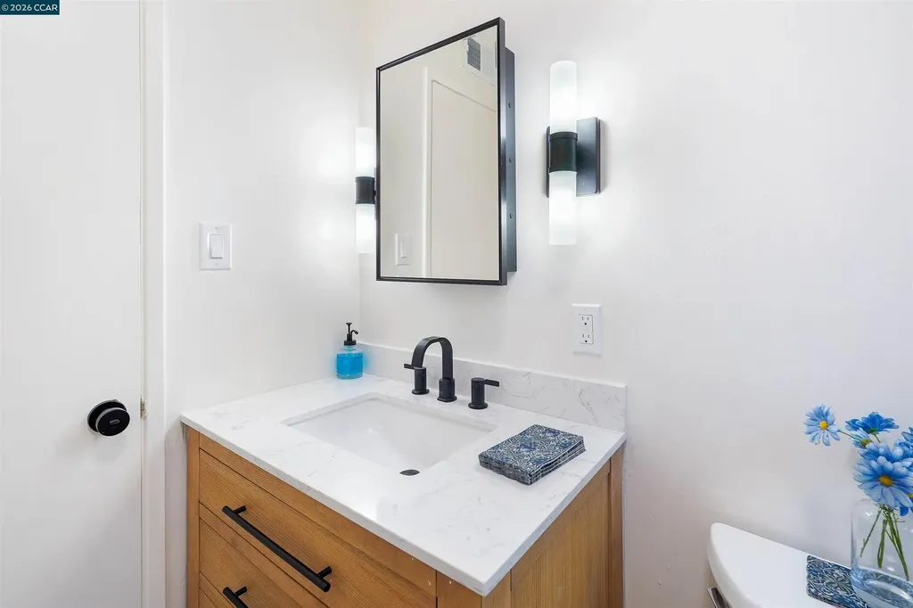 710 22nd Oakland CA 94606