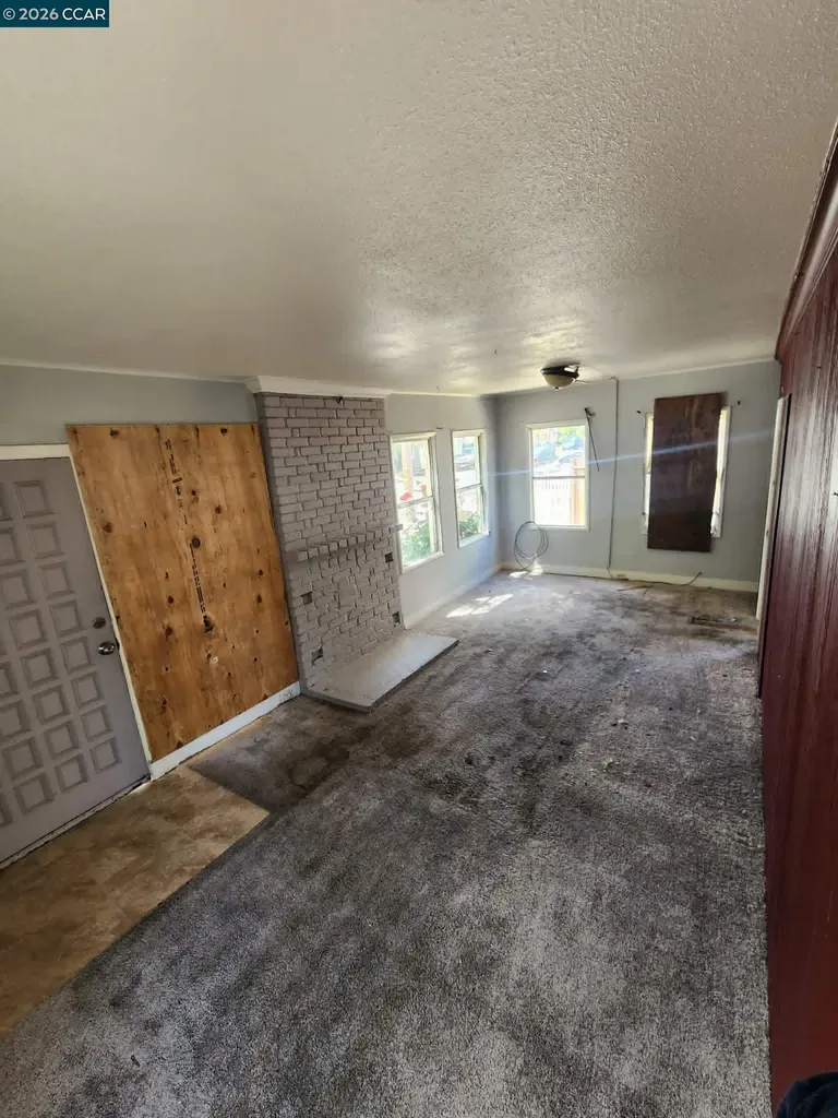 433 Gilger Avenue Martinez CA 94553