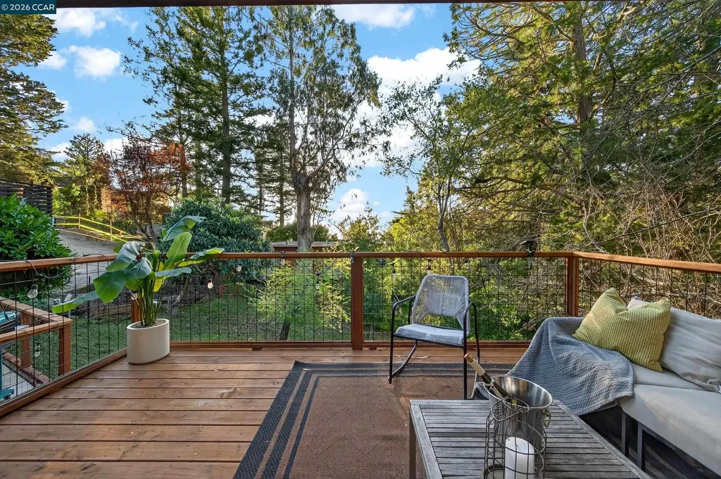 230 Fairlawn Drive Berkeley CA 94708