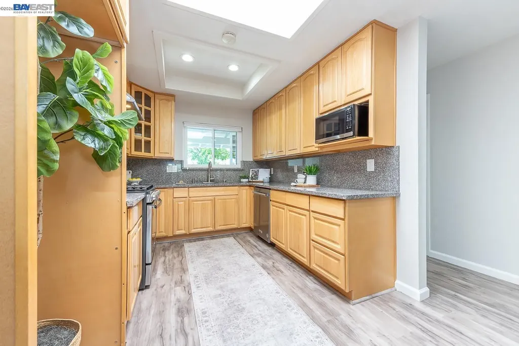 32432 Deborah Drive Union City CA 94587