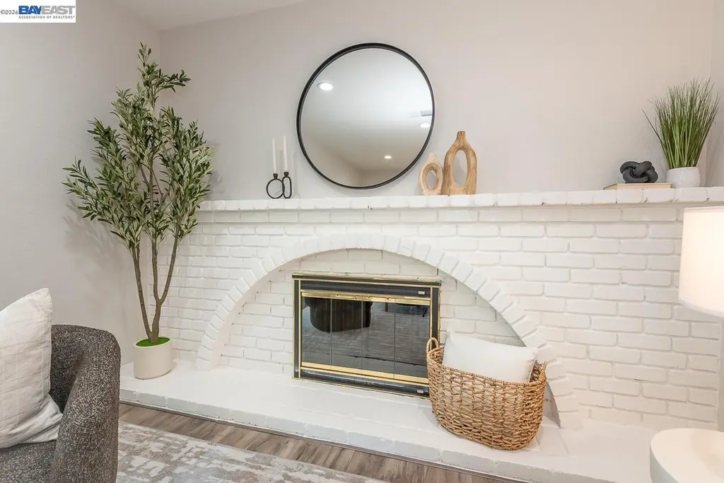 32432 Deborah Drive Union City CA 94587