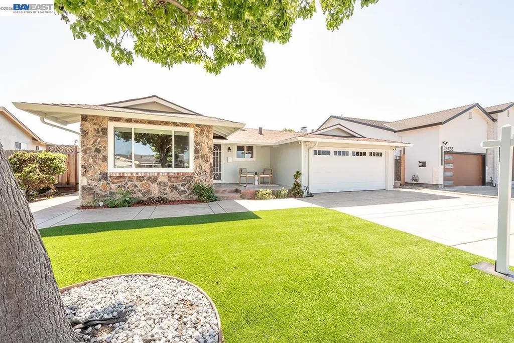 32432 Deborah Drive Union City CA 94587