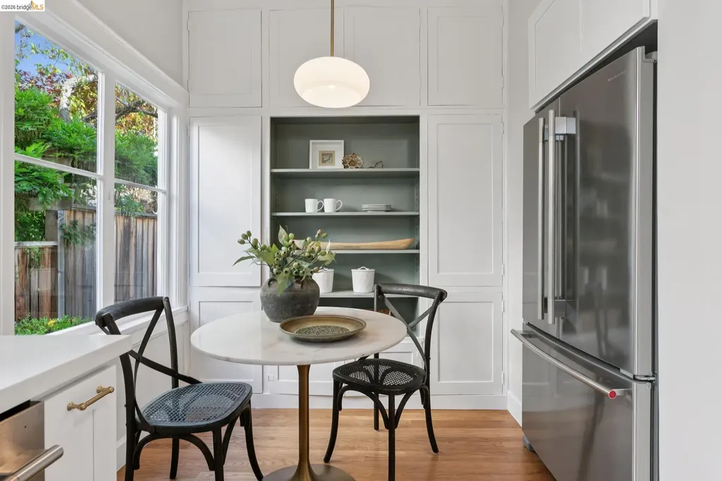 1021 Longridge Road Oakland CA 94610