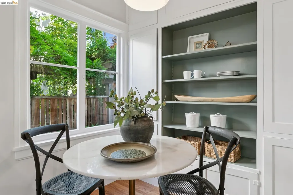 1021 Longridge Road Oakland CA 94610