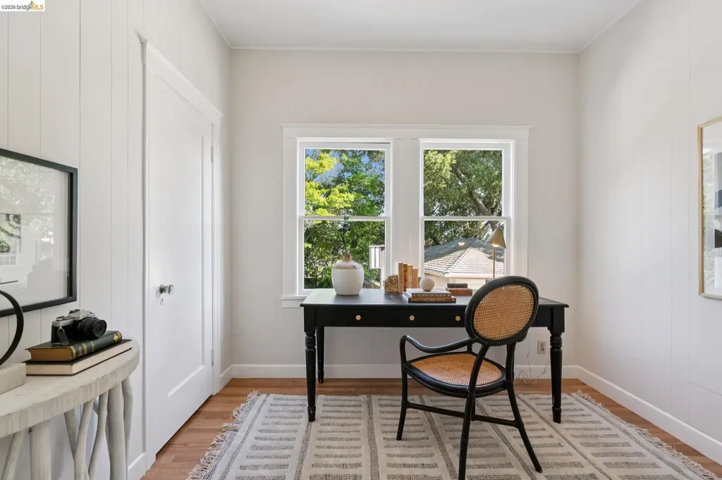1021 Longridge Road Oakland CA 94610