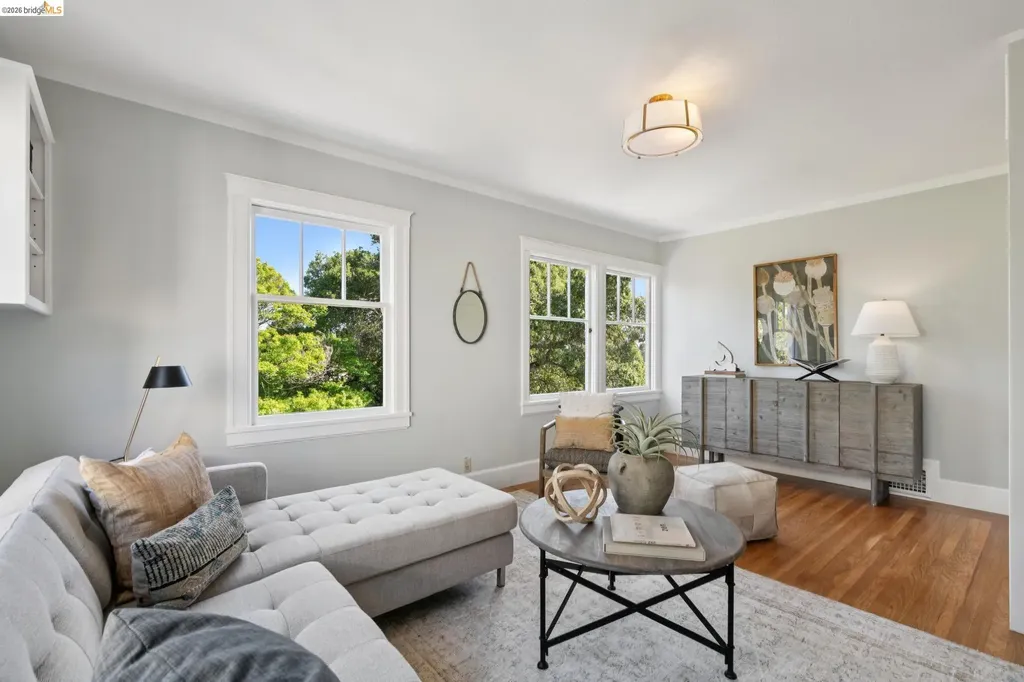 1021 Longridge Road Oakland CA 94610