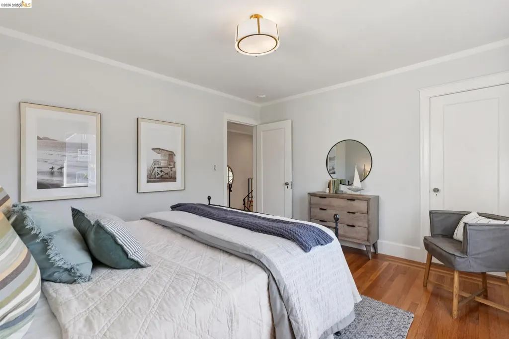 1021 Longridge Road Oakland CA 94610
