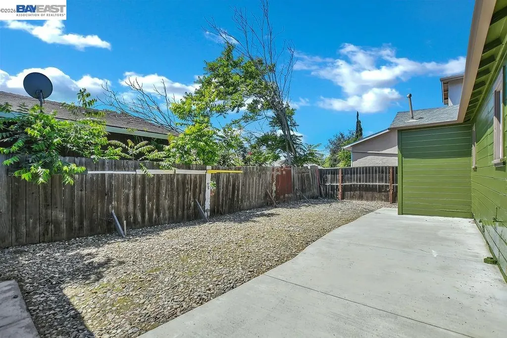 609 12th Street Antioch CA 94509