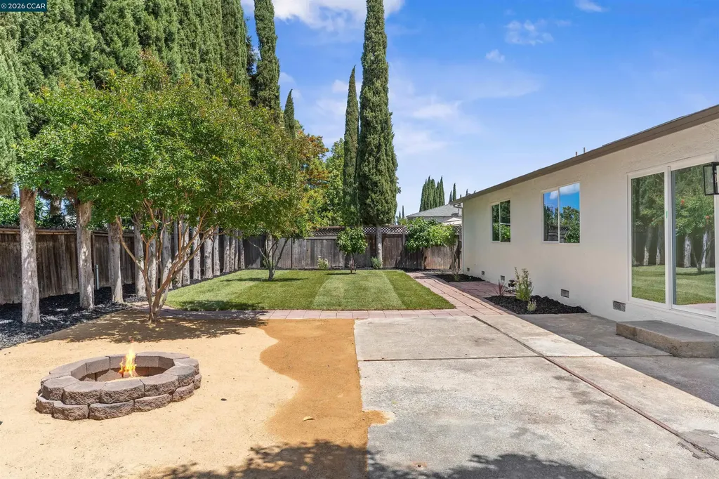 1229 Jensen Drive Pittsburg CA 94565