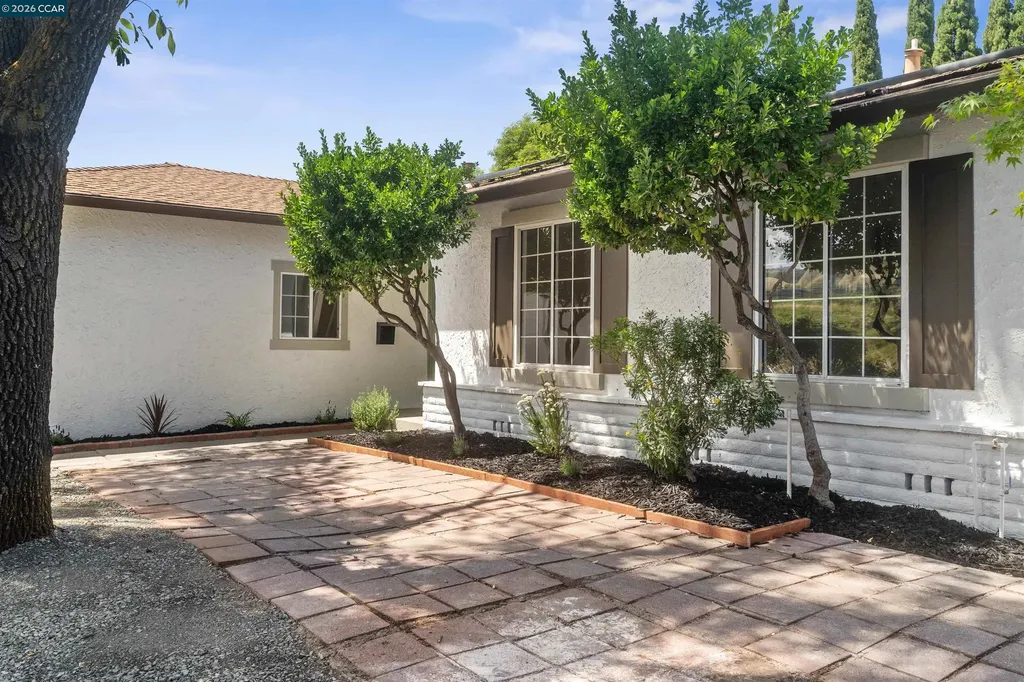 1229 Jensen Drive Pittsburg CA 94565