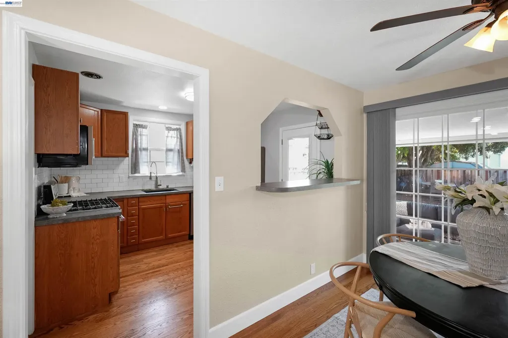 826 Hacienda Avenue San Lorenzo CA 94580