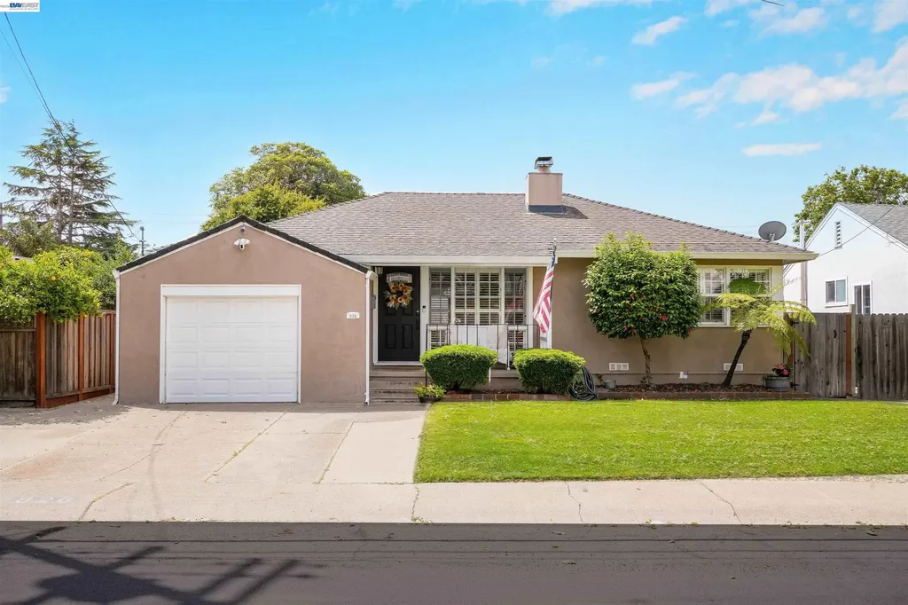 826 Hacienda Avenue San Lorenzo CA 94580