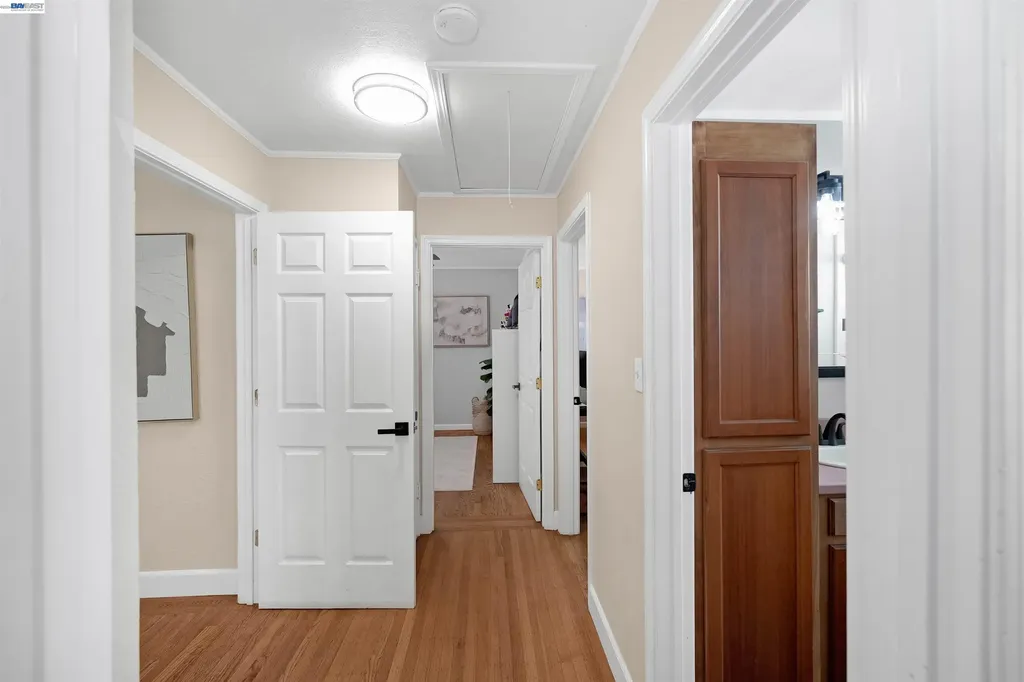 826 Hacienda Avenue San Lorenzo CA 94580