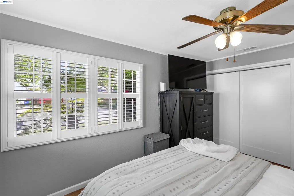 826 Hacienda Avenue San Lorenzo CA 94580