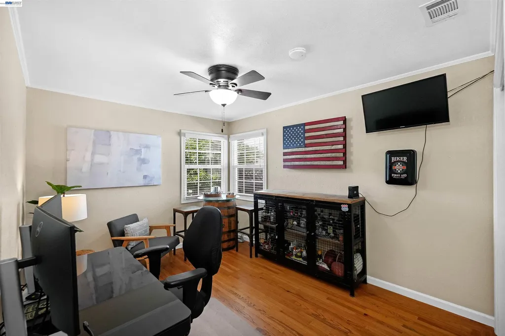 826 Hacienda Avenue San Lorenzo CA 94580