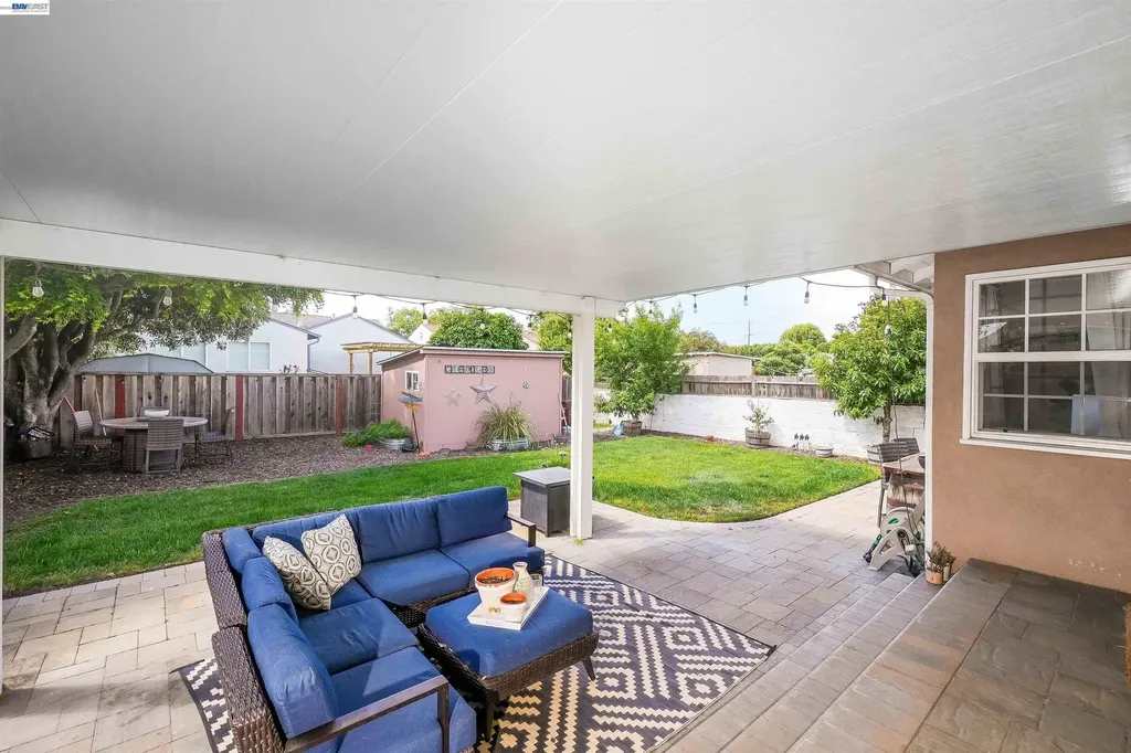 826 Hacienda Avenue San Lorenzo CA 94580
