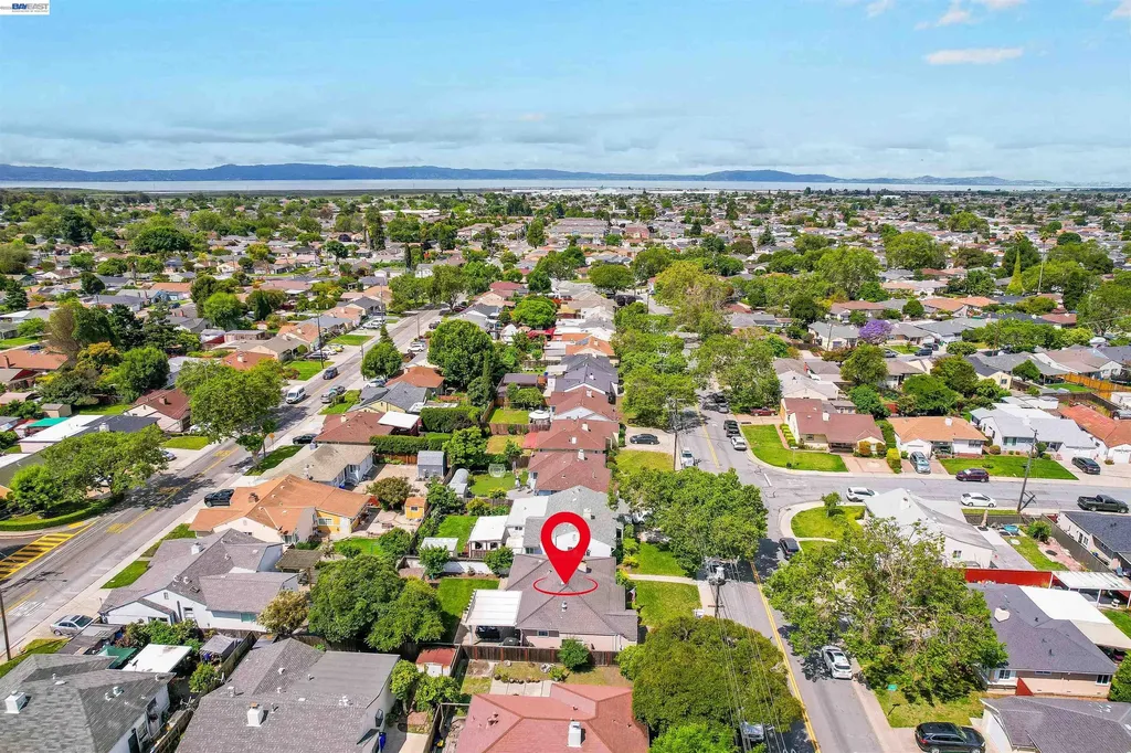 826 Hacienda Avenue San Lorenzo CA 94580